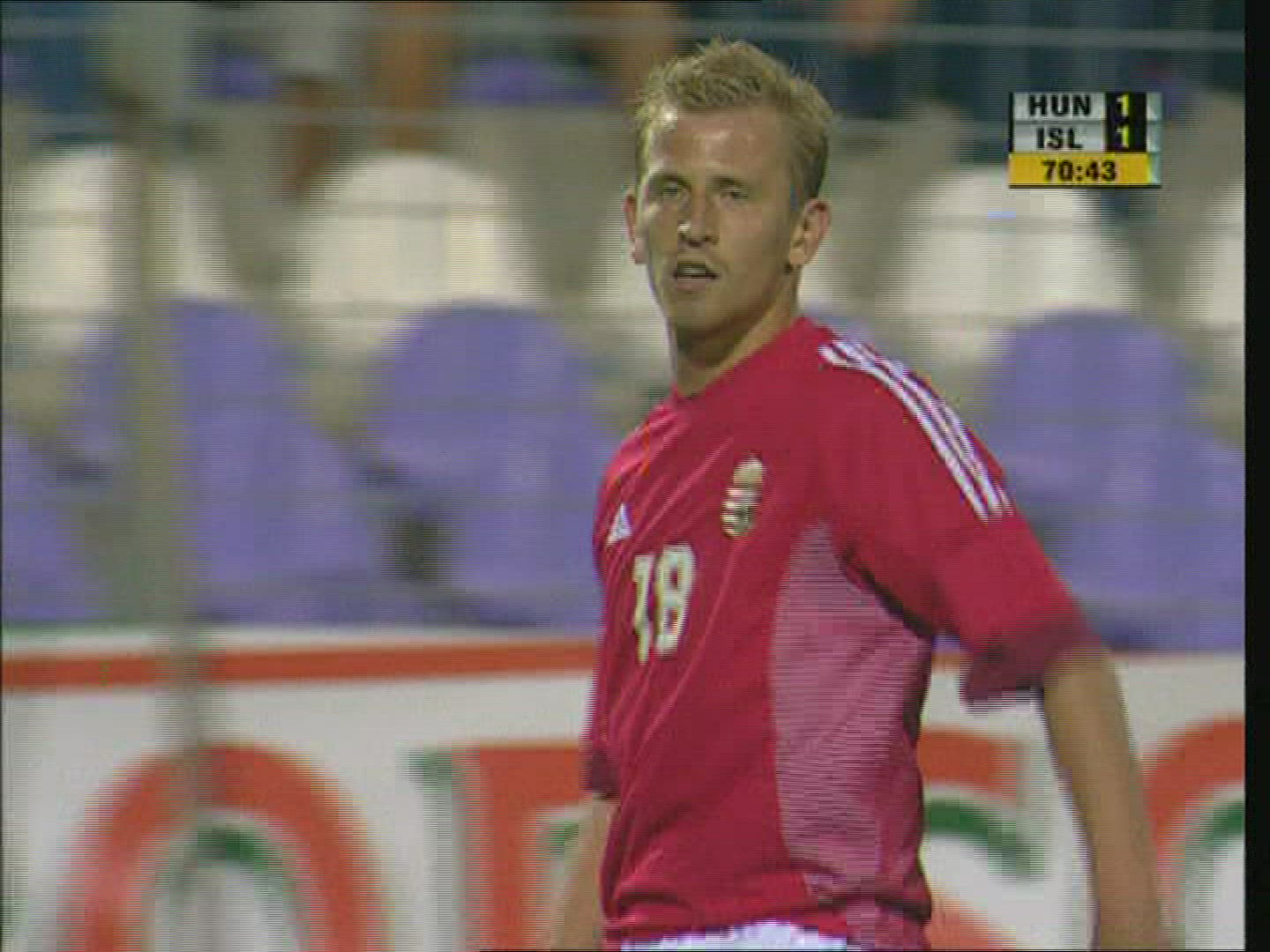 615444304 / World Cup Qualification 2006 / Football Player / Hungary-Iceland