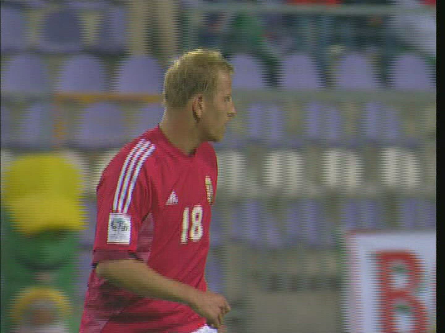 680303222 / World Cup Qualification 2006 / Football Player / Hungary-Iceland