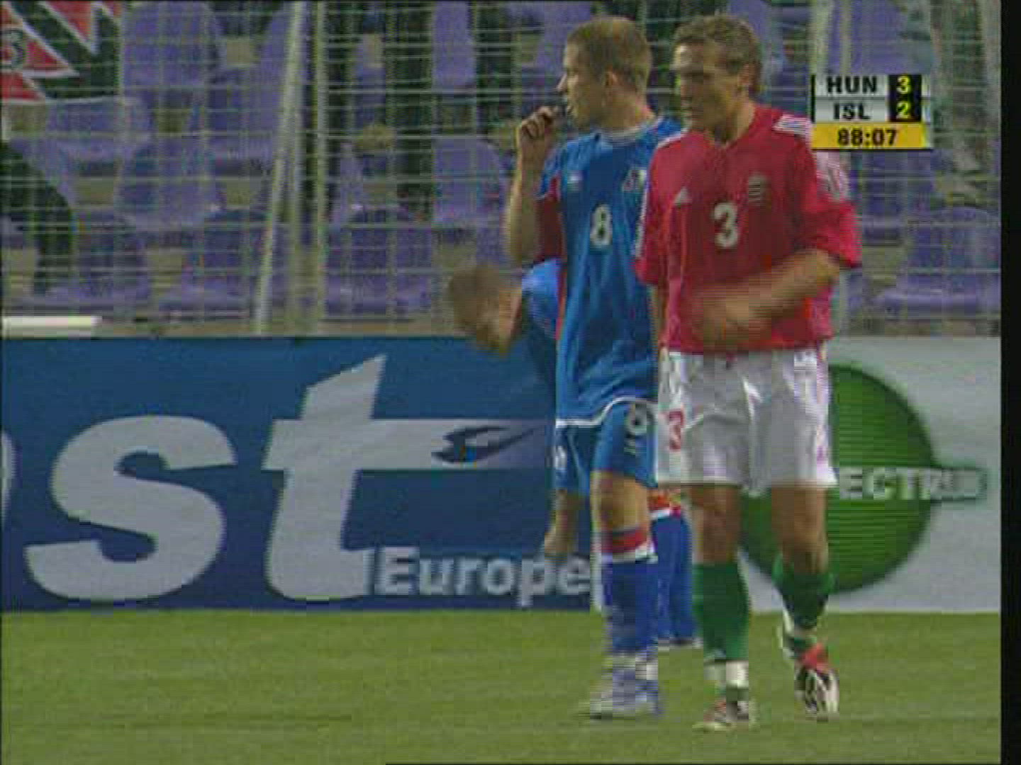 123471997 / World Cup Qualification 2006 / Football Player / Hungary-Iceland