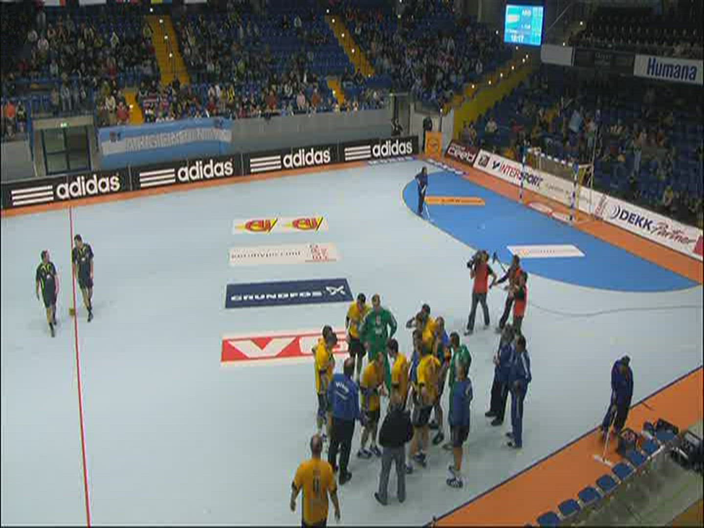 392894720 / 2007 World Men's Handball Championship / Ukraine-Argentina / Germany