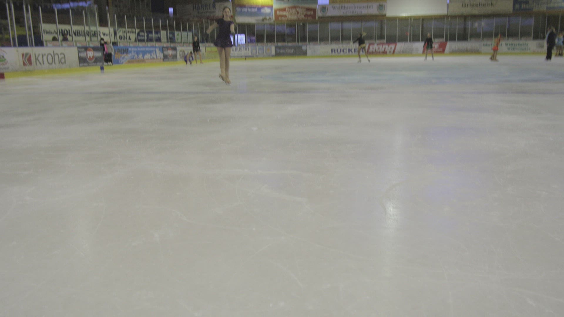927659602 / Figure Skating / Training / Girl