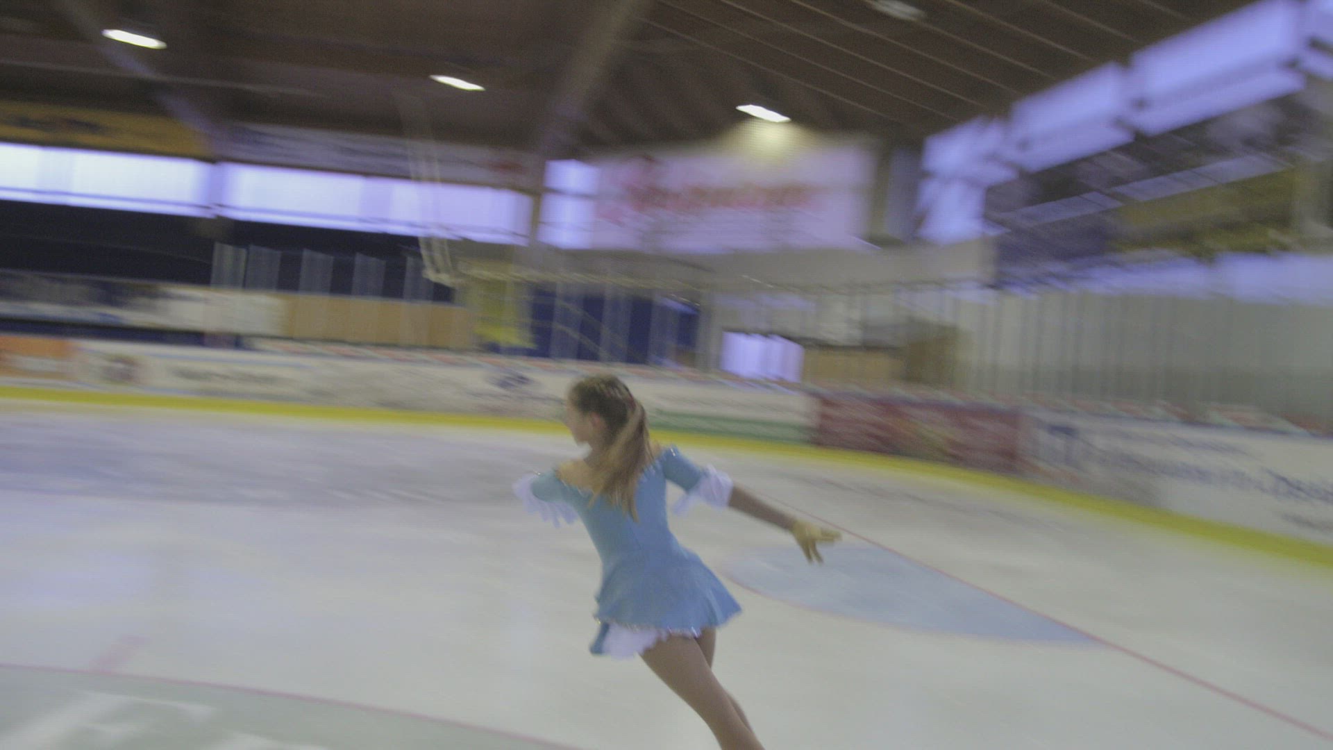 989004398 / Figure Skating / Training / Girl