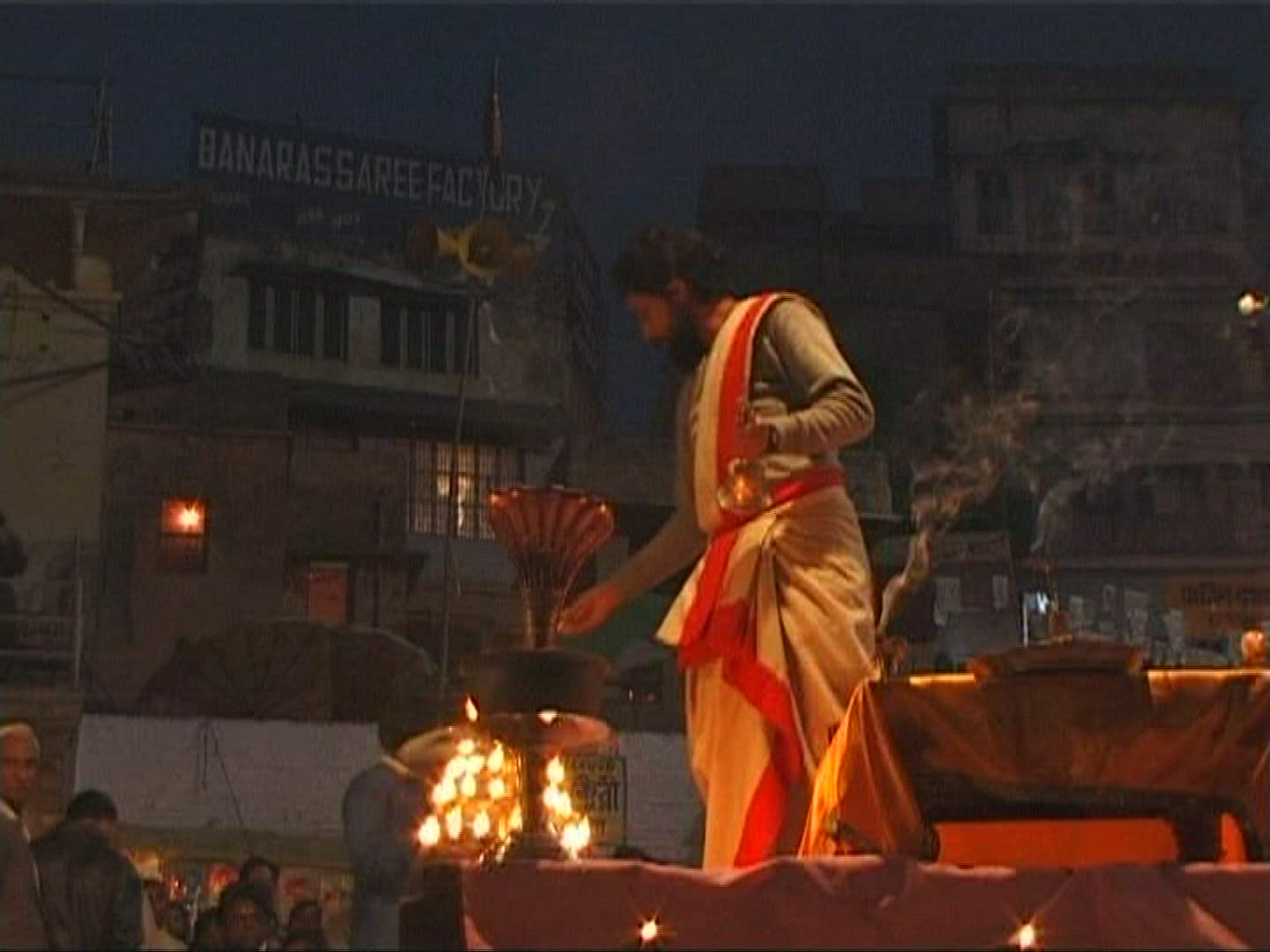 650699582 / Religious Festival / Varanasi / India