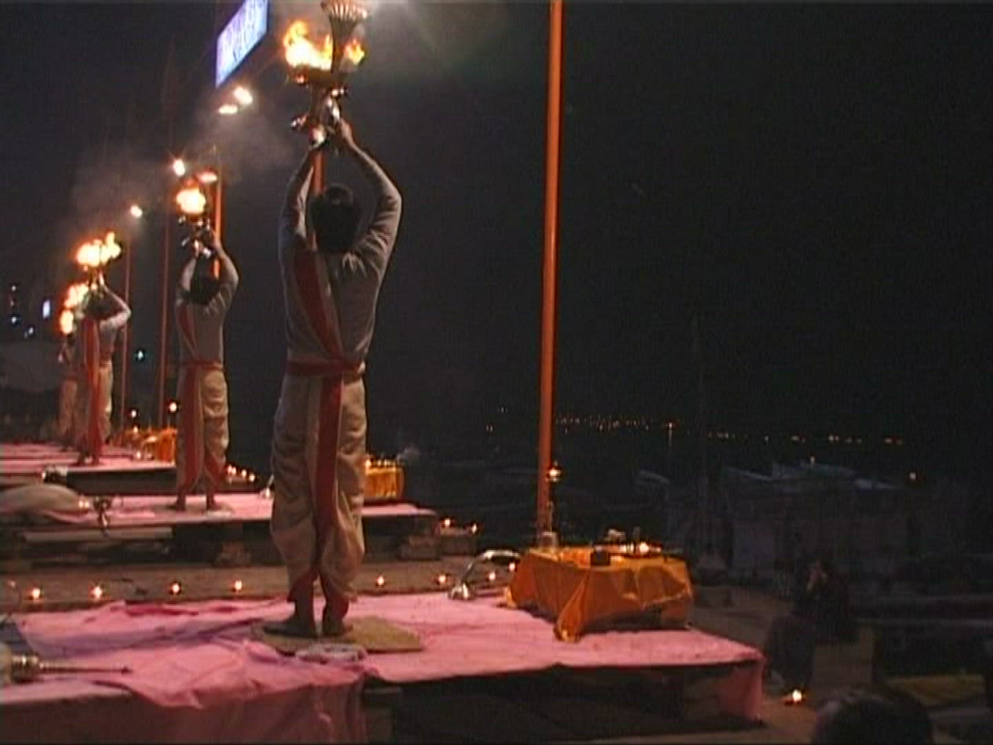 982220267 / Religious Festival / Varanasi / India