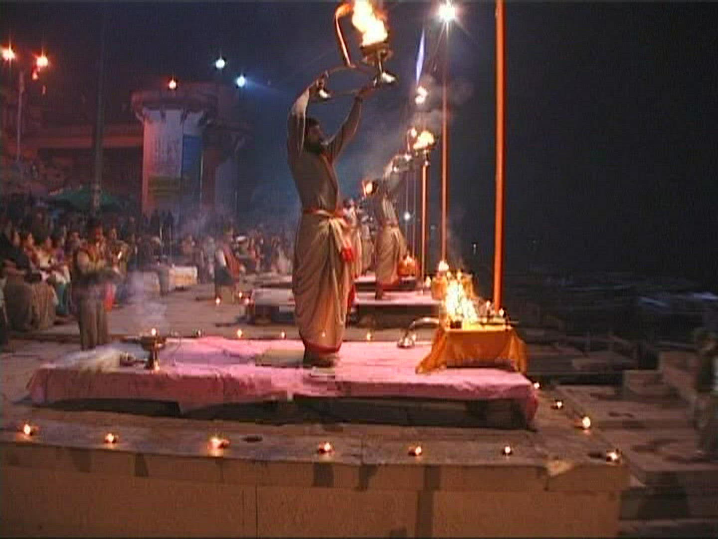 576758531 / Religious Festival / Varanasi / India