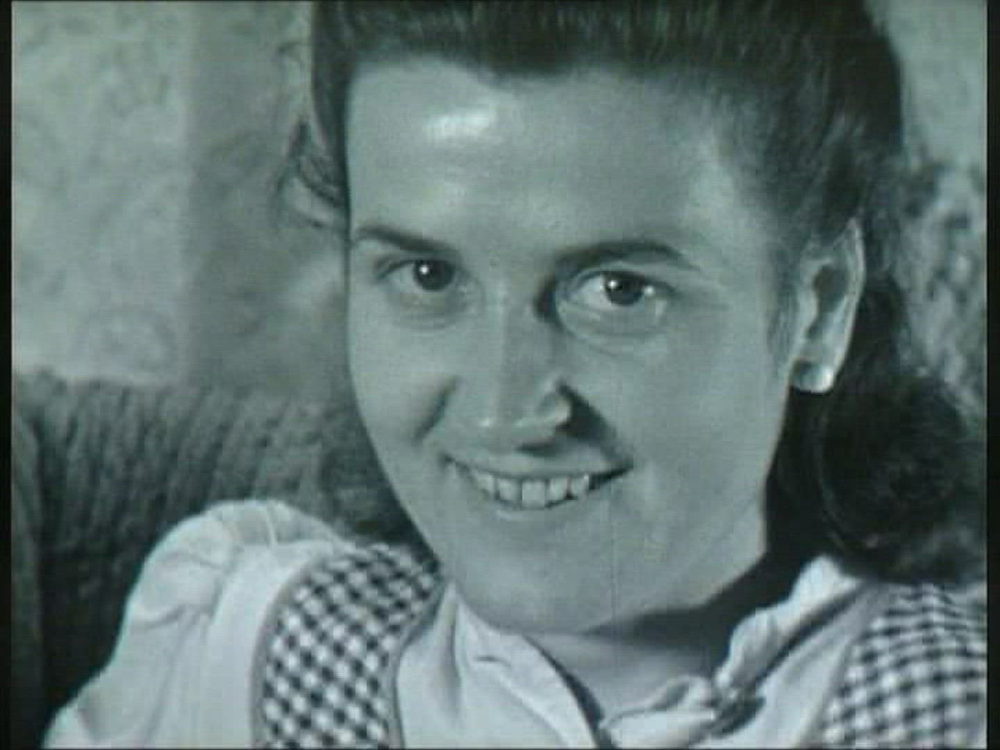 523468956 / New Year's Eve / 1942 / Germany