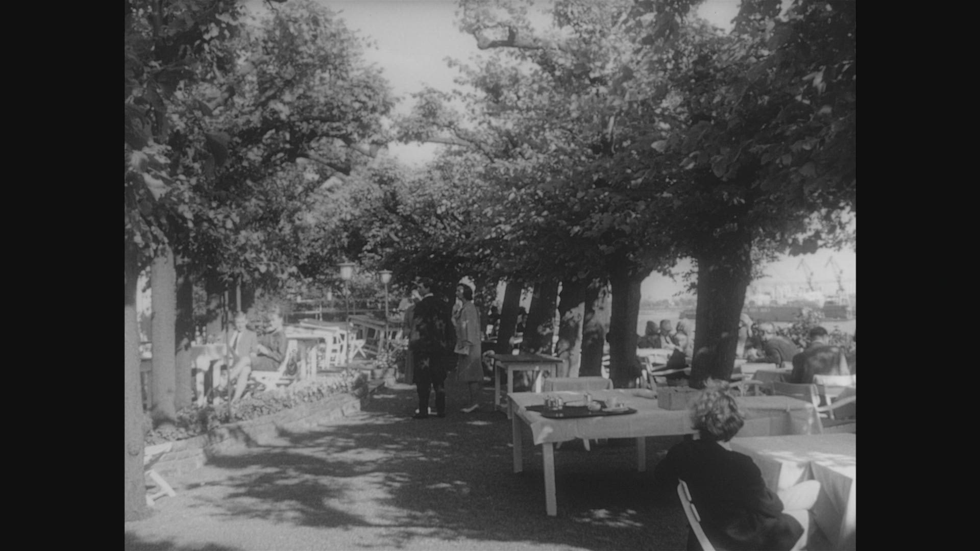 925975192 / Altona / Hamburg / Germany / 1959