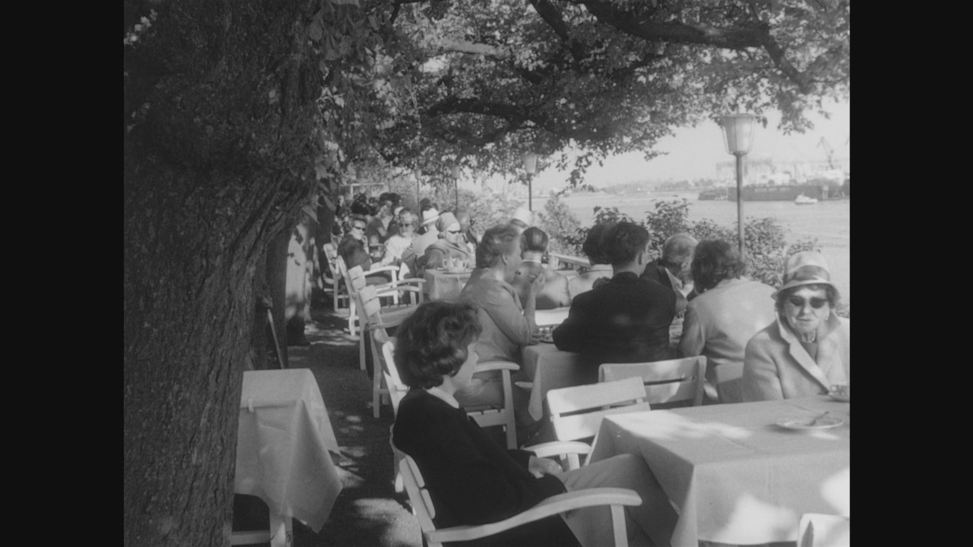 467103173 / Altona / Hamburg / Germany / 1959