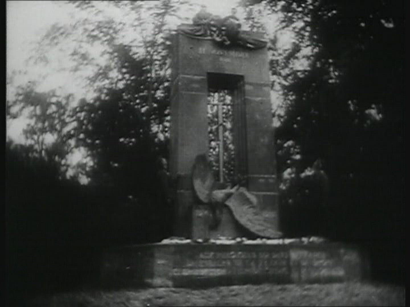 498144435 / Armistice / France / 1940