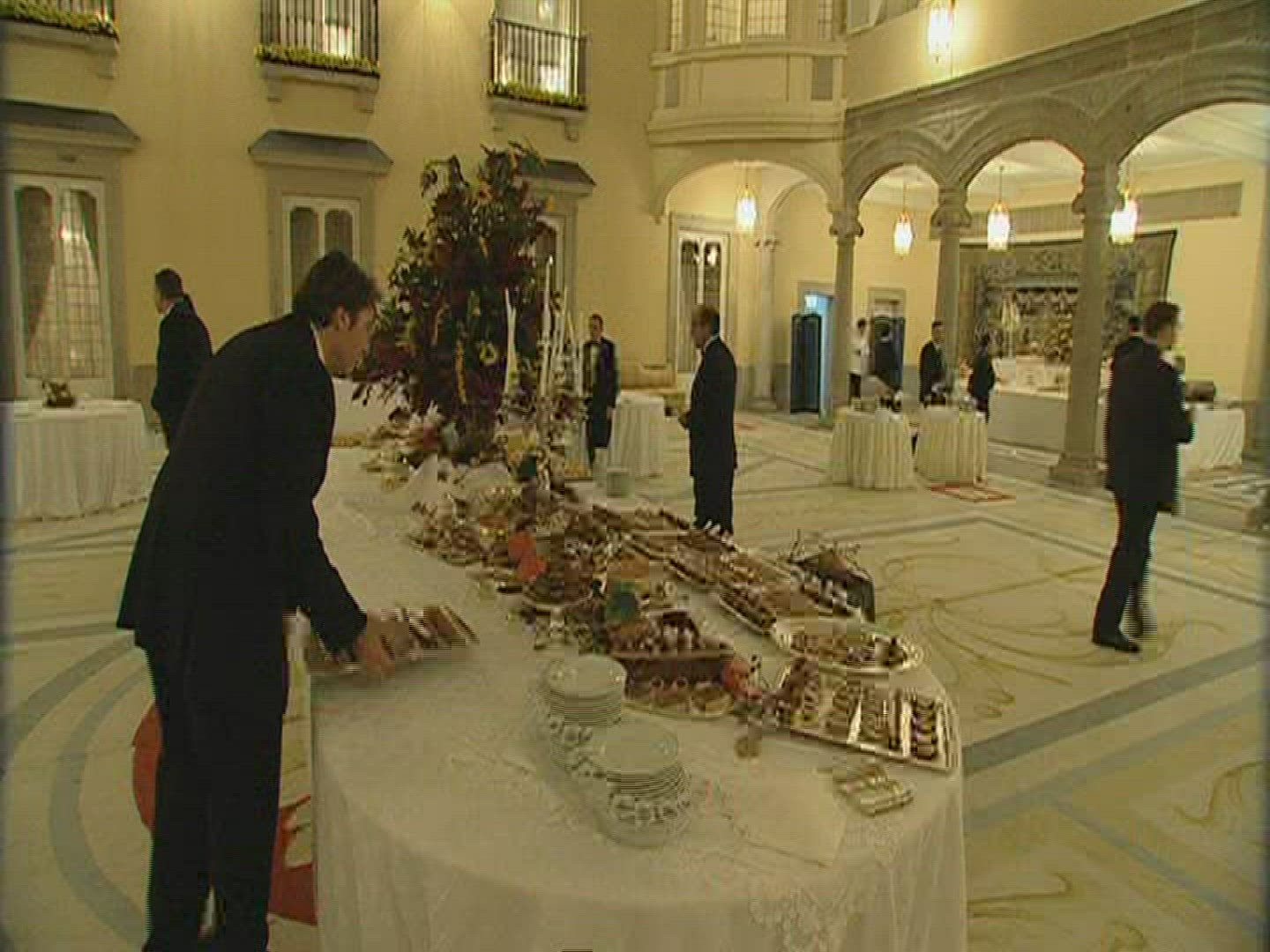 295949930 / Buffet / Preparing / El Pardo / Spain
