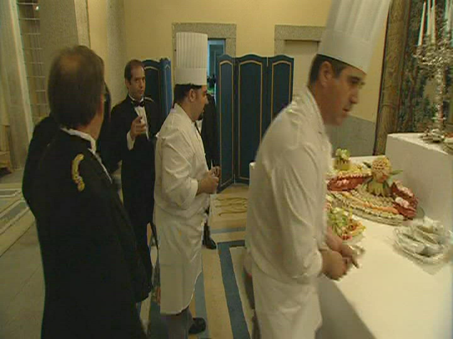 862650428 / Buffet / Preparing / El Pardo / Spain