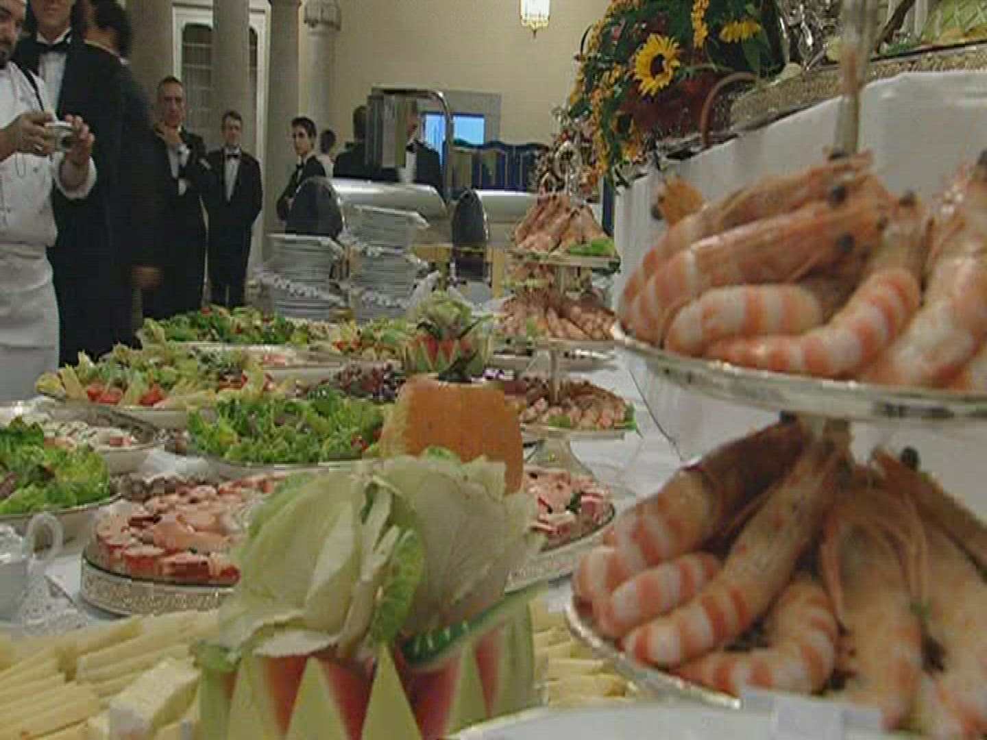 479250570 / Buffet / Preparing / El Pardo / Spain