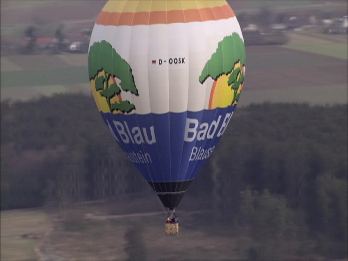 999193292 / Hot Air Balloon / Germany