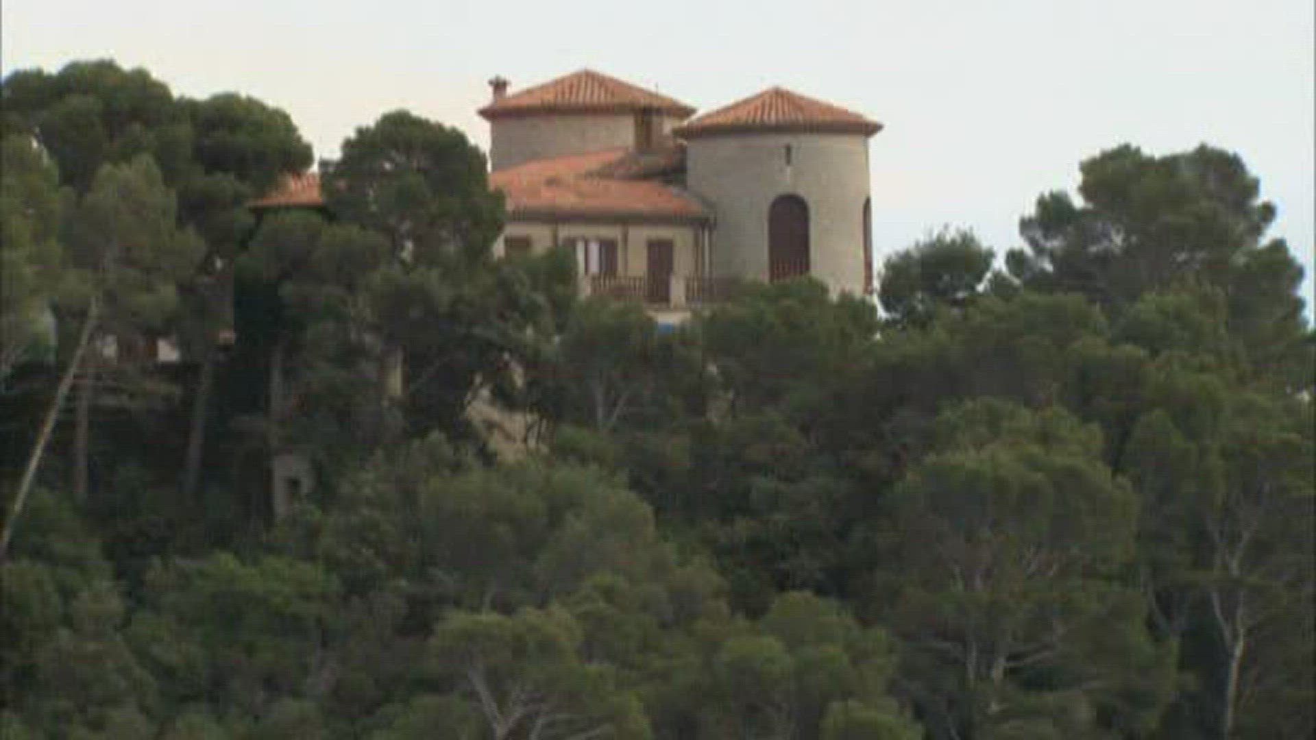 911073767 / Villa / France