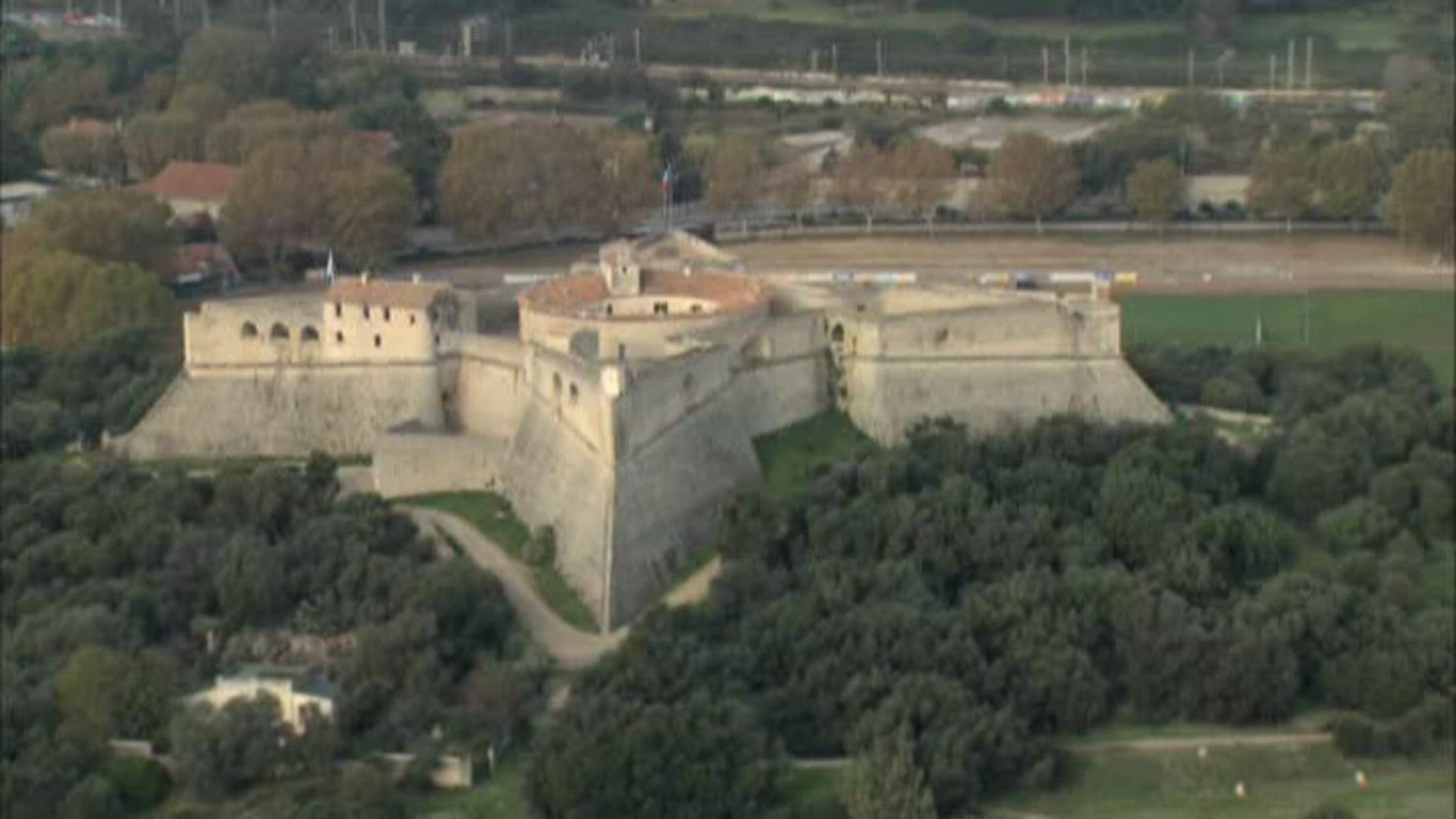 836533621 / City View / Antibes / France