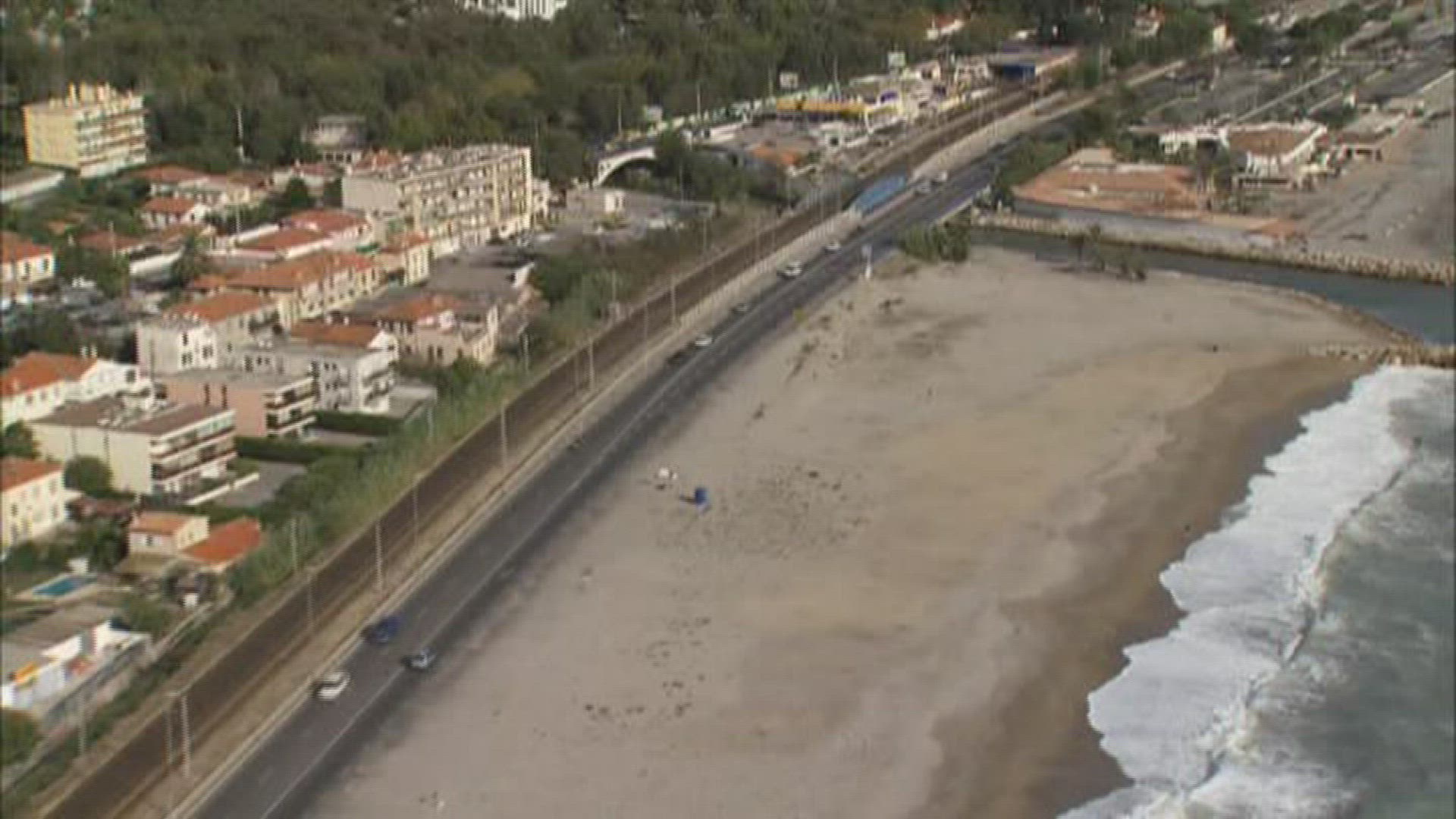 470347268 / City View / Antibes / France