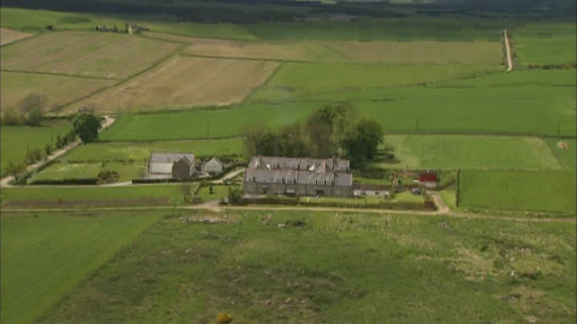 586911346 / Building / Scotland