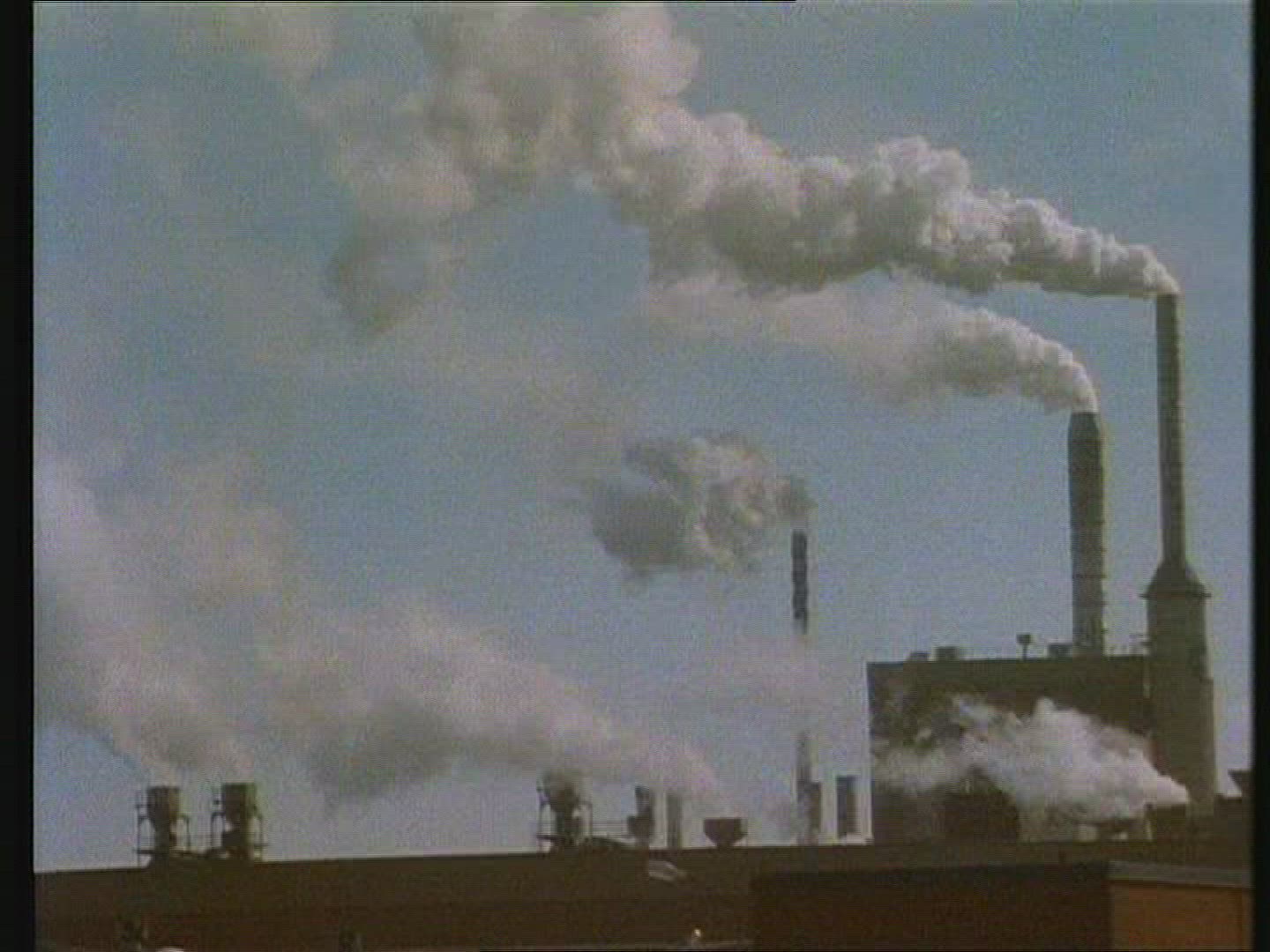 688236224 / Factory / Chimney / Sweden