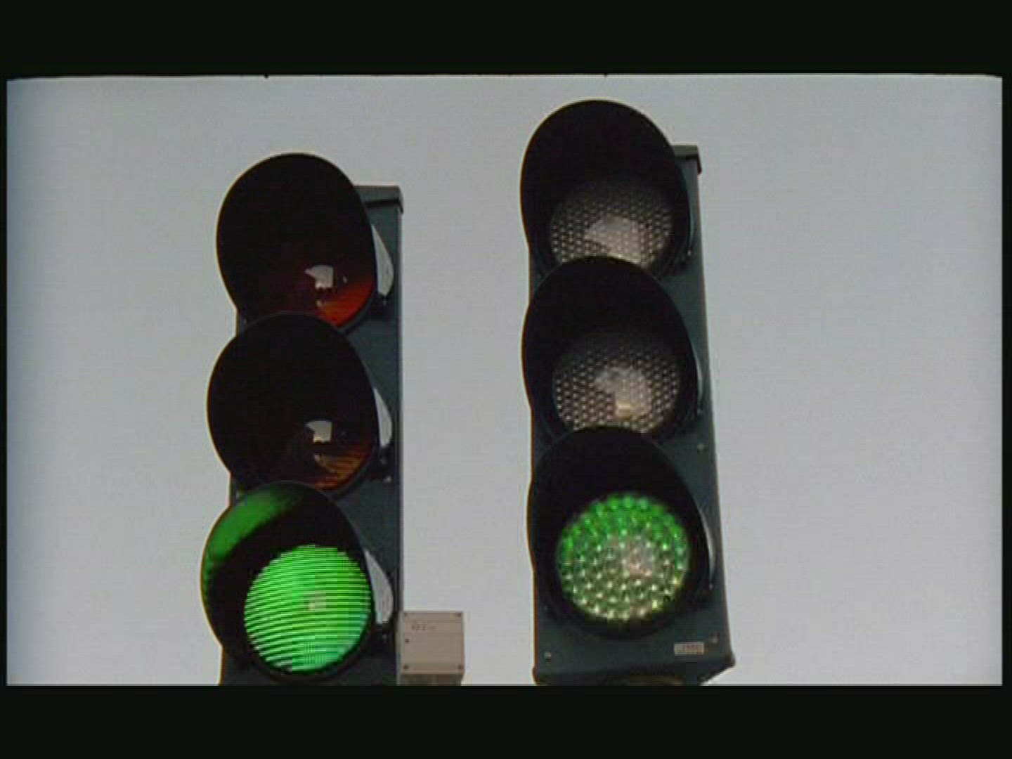 727794172 / Traffic Light / Traffic Sign