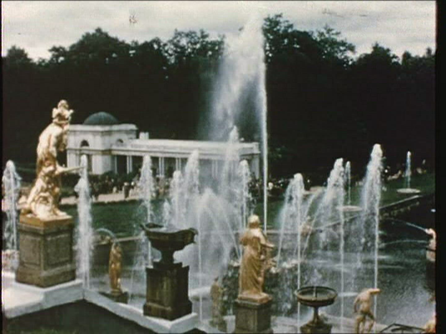 637661515 / Peterhof / Palace Garden / USSR / 1956