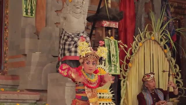 Traditional Legong Dance IV