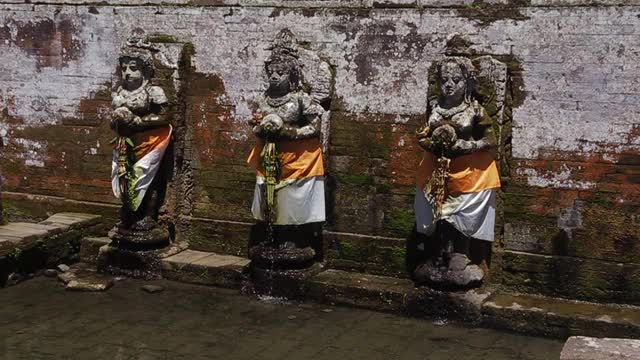 Balinese Water Fountain Statues
