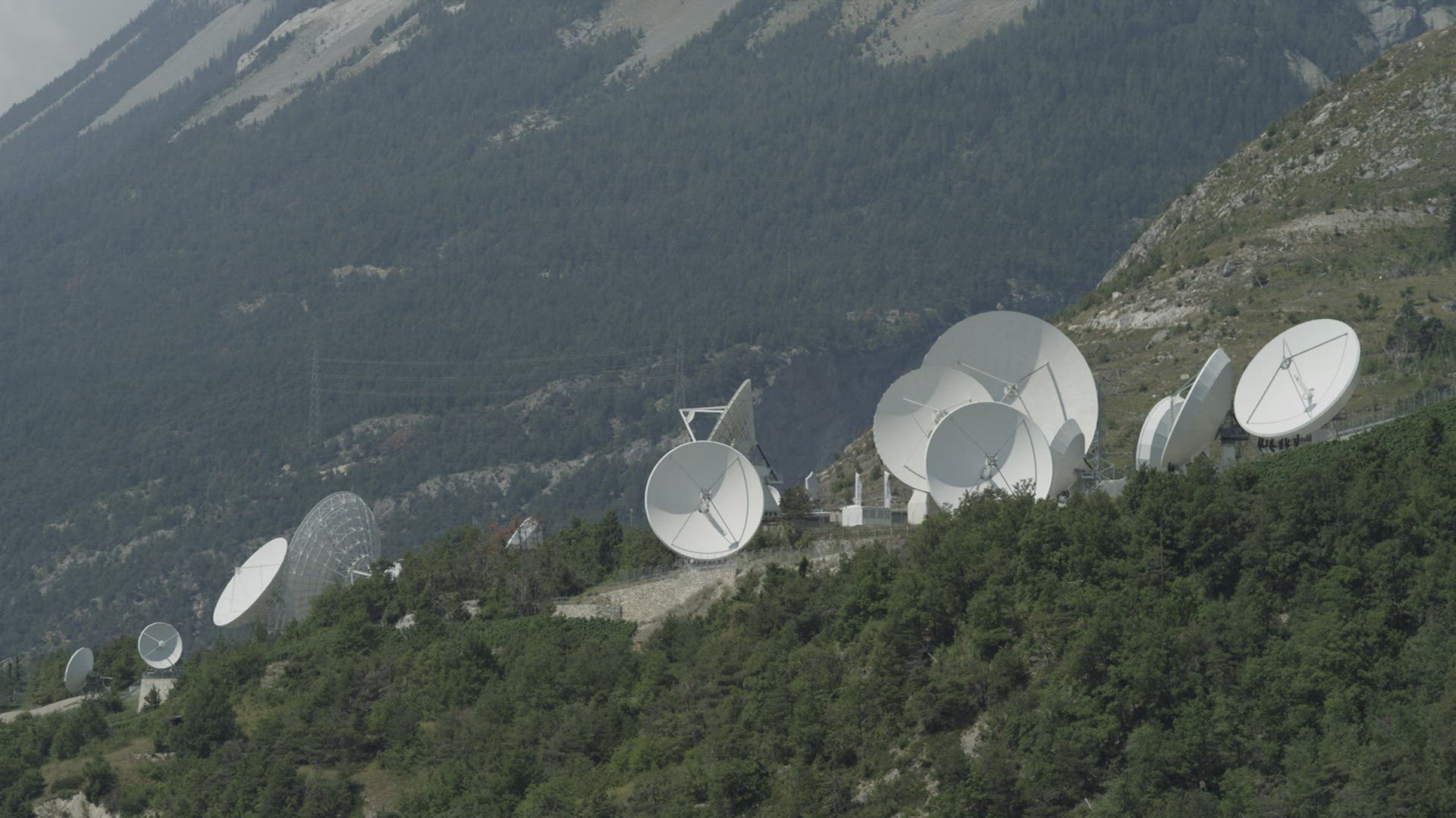 963823395 / Dish Antenna / Alps / Switzerland