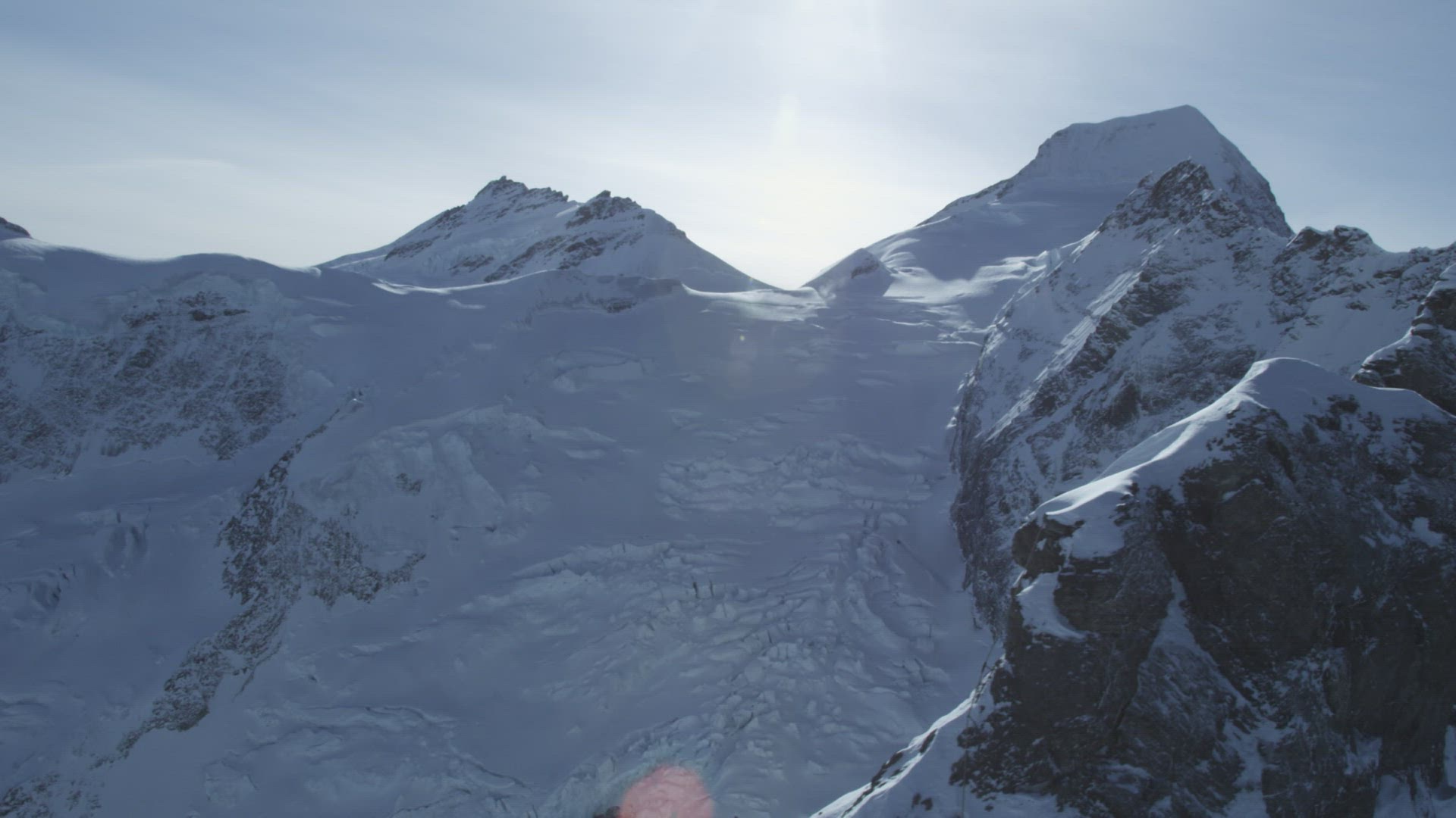 116914923 / Alps / High Mountain Regions / Snow / Switzerland