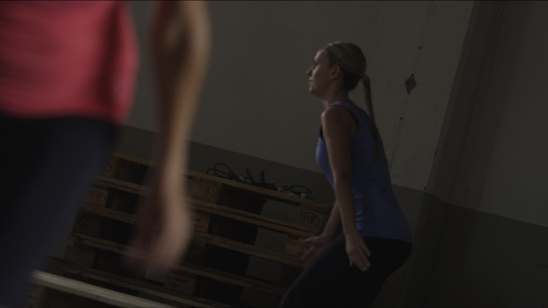 946931500 / Woman / Circuit Training / Fitness Gym