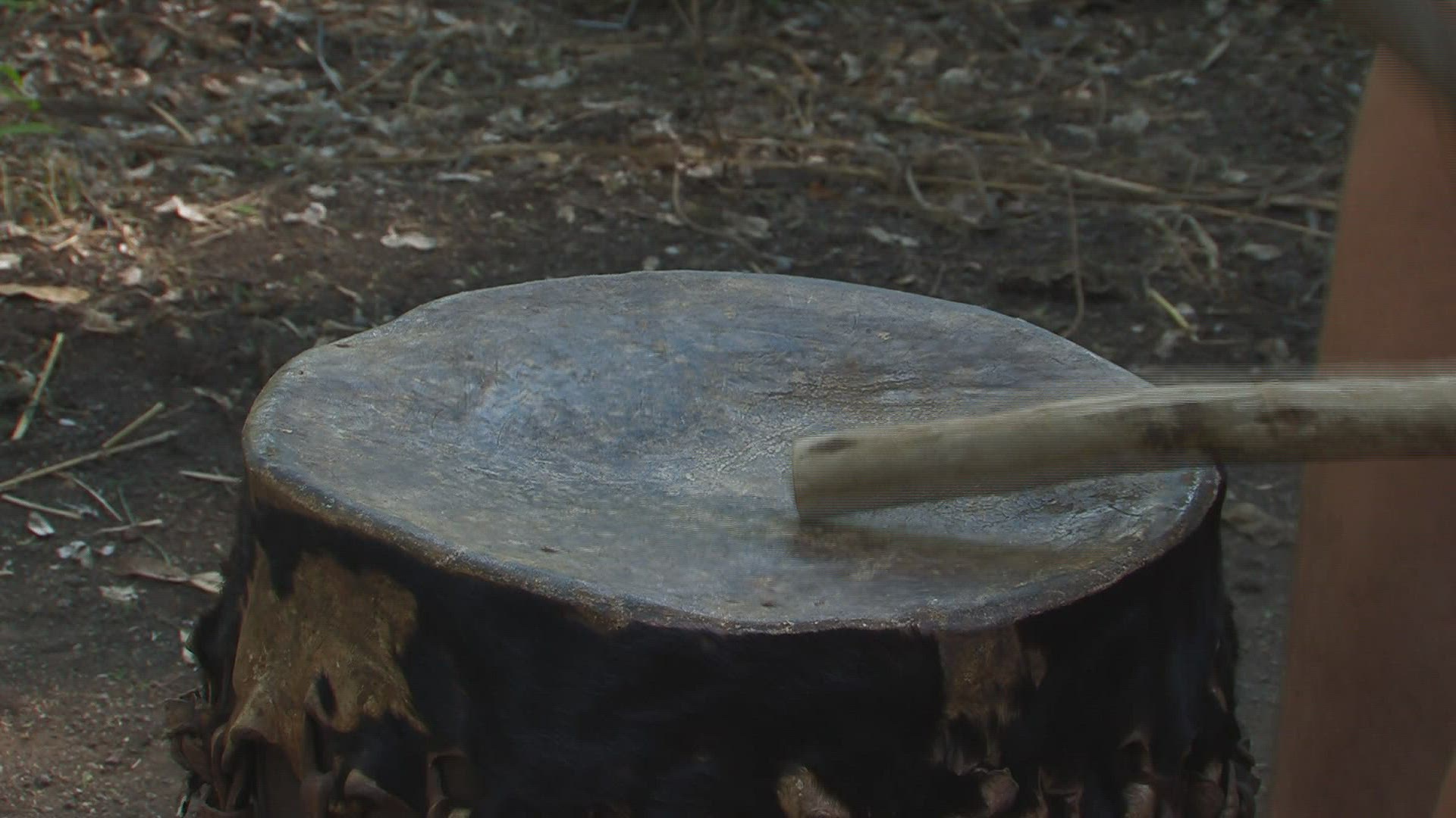926286454 / Drumming / Drum / Africa