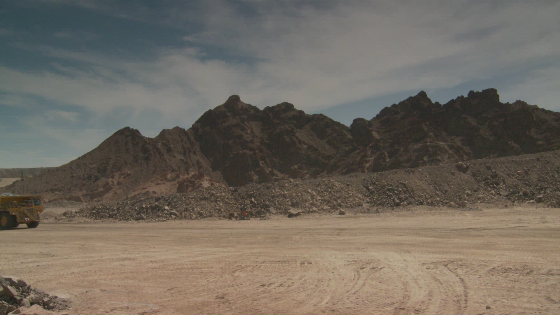 200275135 / January / 200275135 / 200-275-135