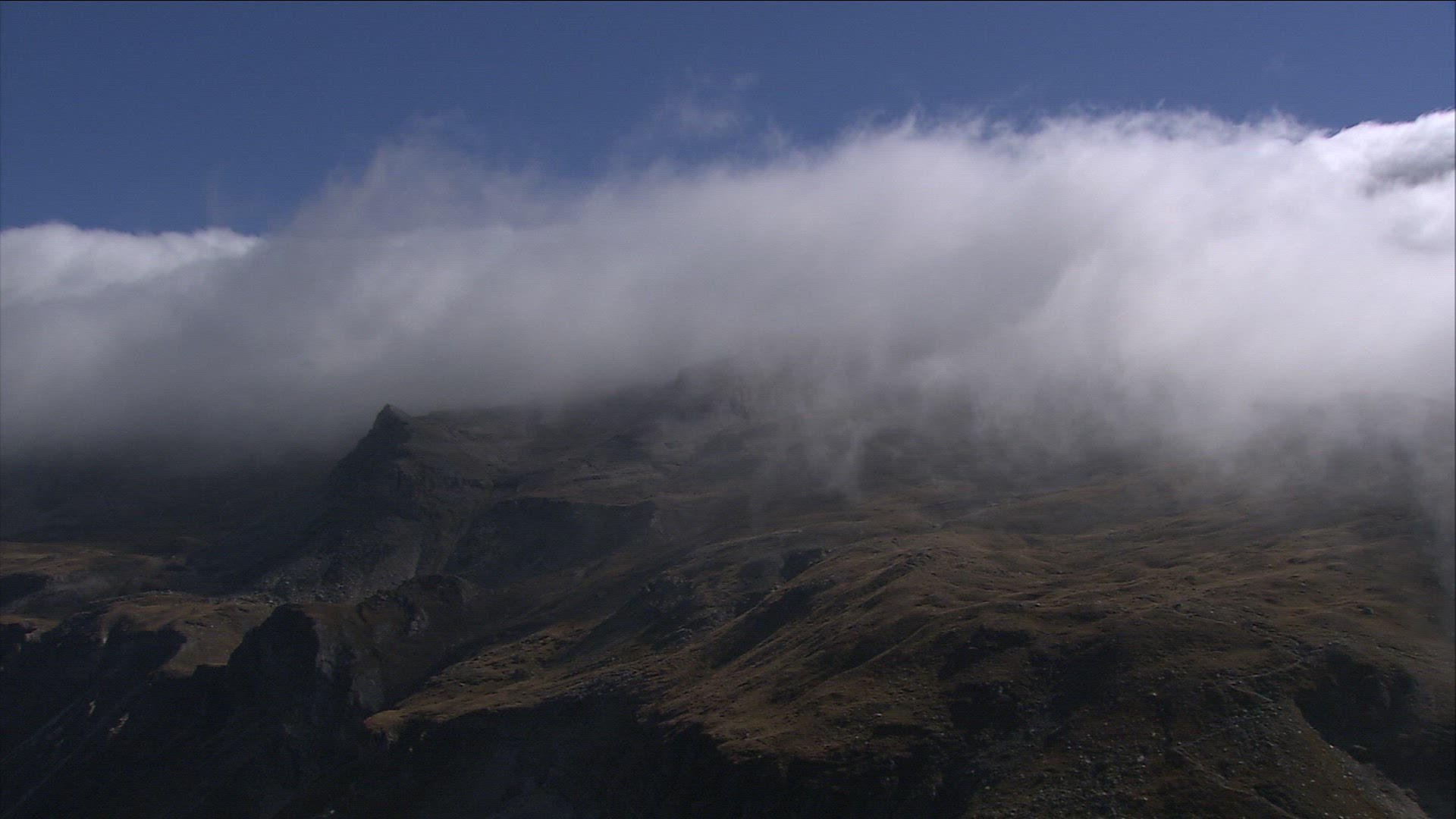 353750487 / Mountains / Fog / Hohe Tauern / Austria
