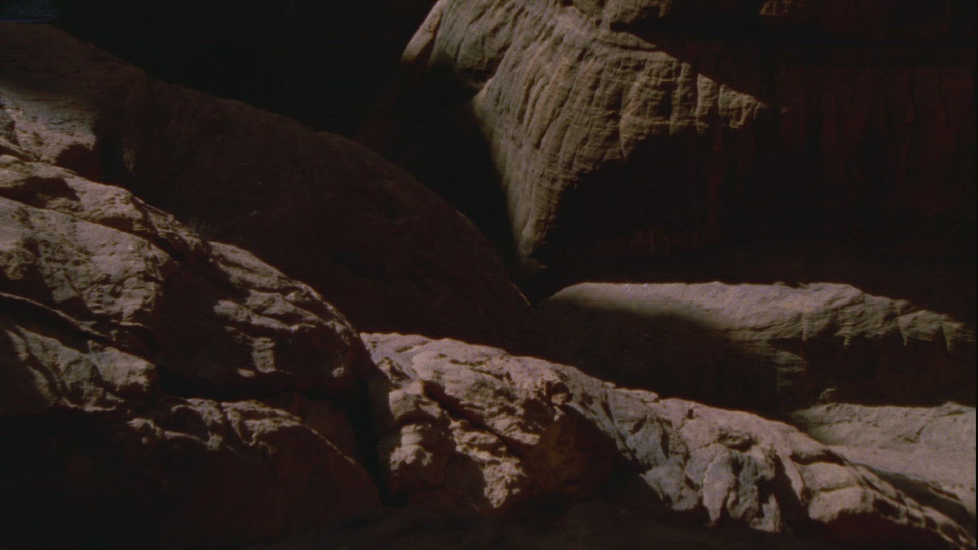 354563649 / Rock Formation / Sahara / Africa