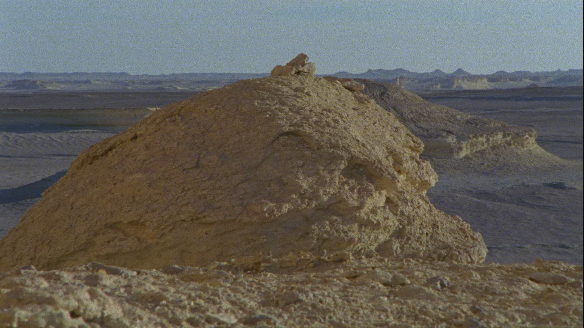487823073 / Rock Formation / Sahara / Africa