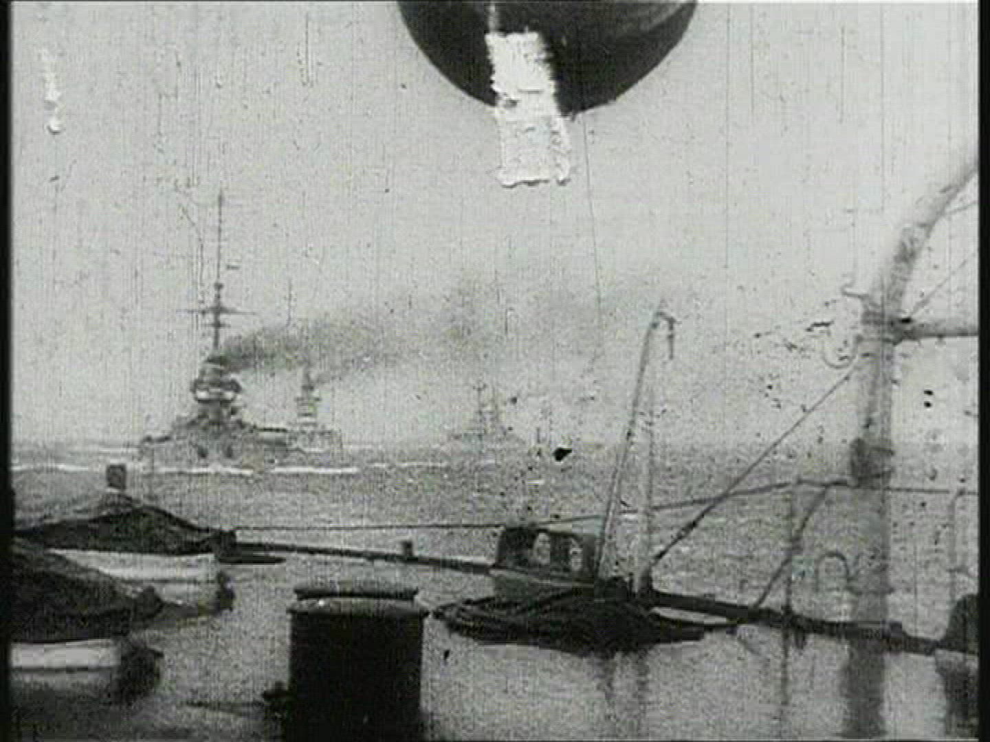 291170211 / Warship / Naval Warfare / First World War