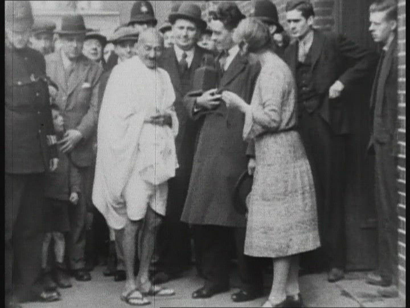 728084997 / Mahatma Gandhi / London / 1931
