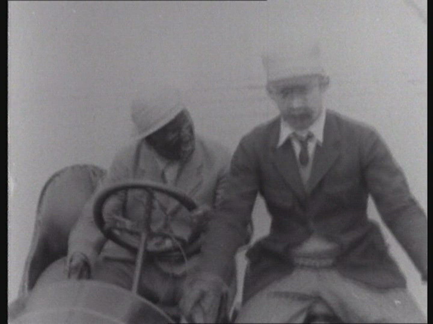 382657385 / Courier / Car / Baby / Slapstick / 1920-1929