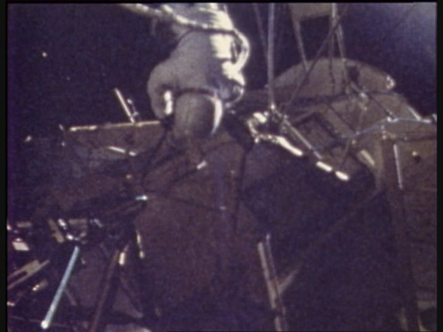 985734970 / Astronautics / NASA / 1980-1989