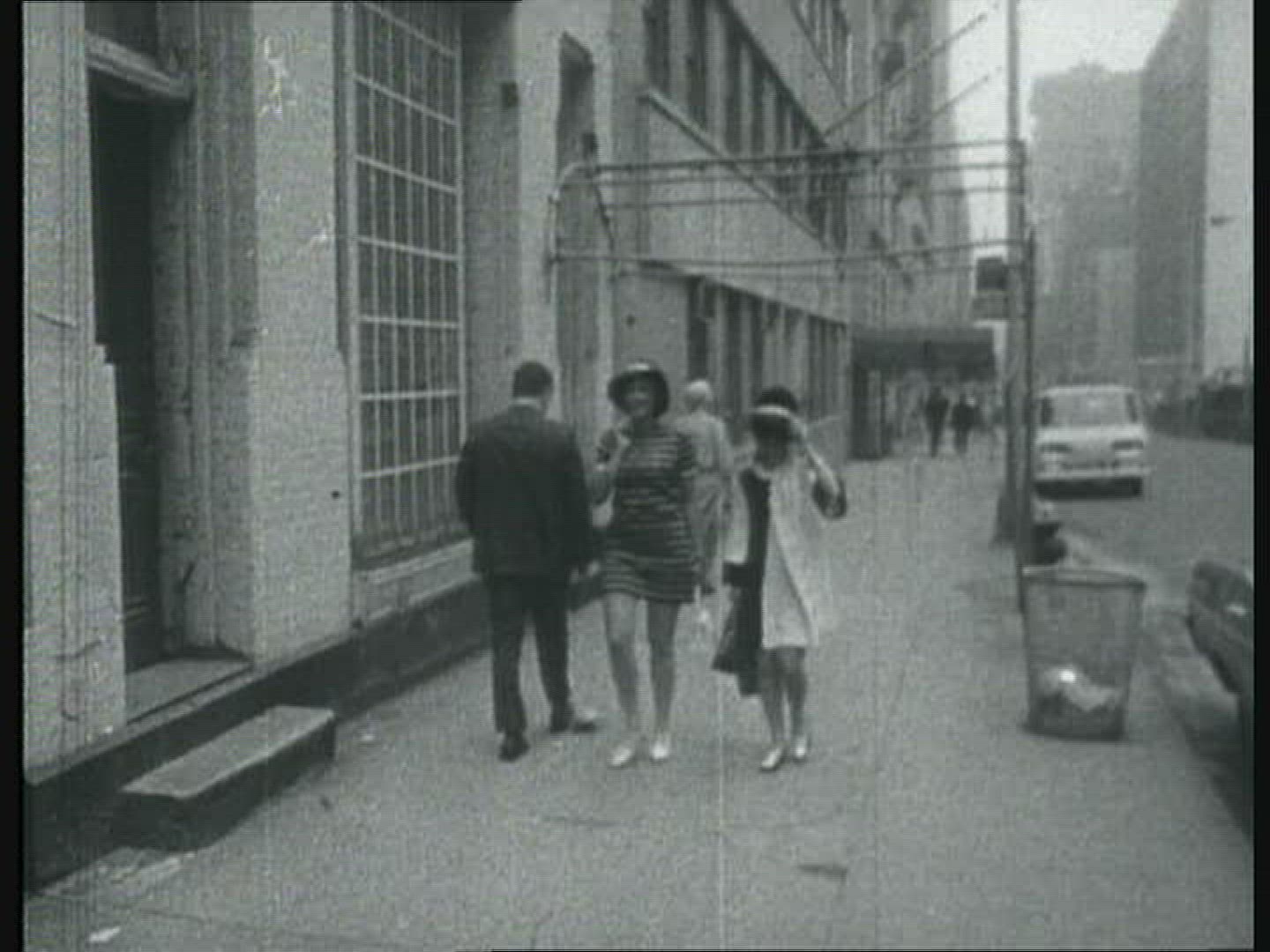 541530358 / Fashion / 1960-1969