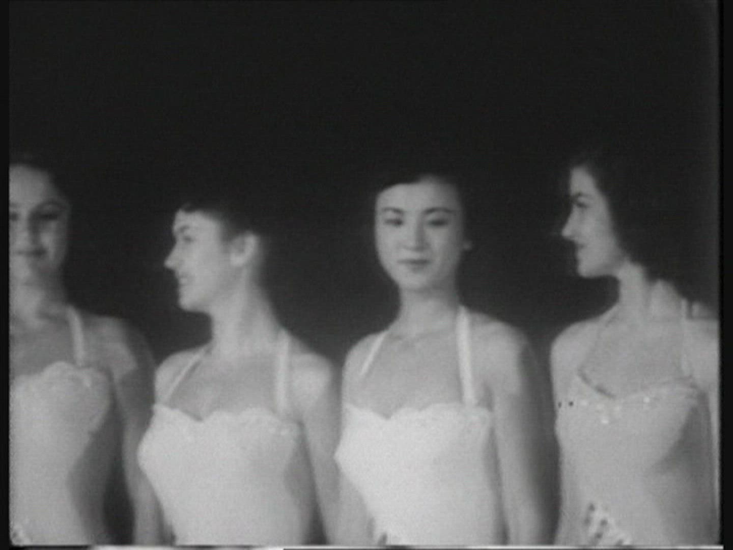 672964623 / Miss Universe / Long Beach / USA / 1953