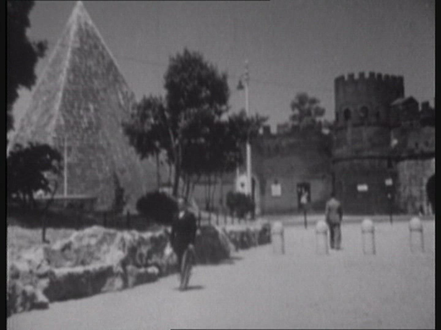 777741592 / Rome / Italy / 1940-1949