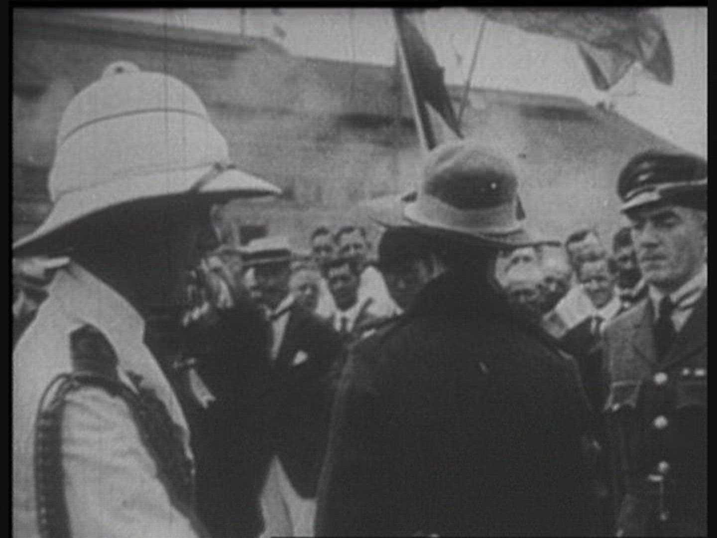 336721089 / Edward VIII of England / Hawaii / 1920