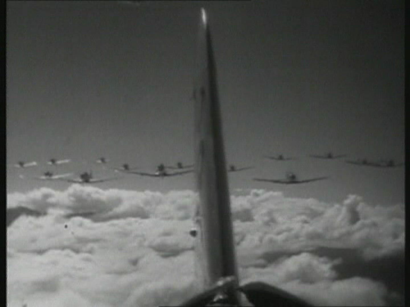 103833800 / Warplane / Flying / 1930-1939