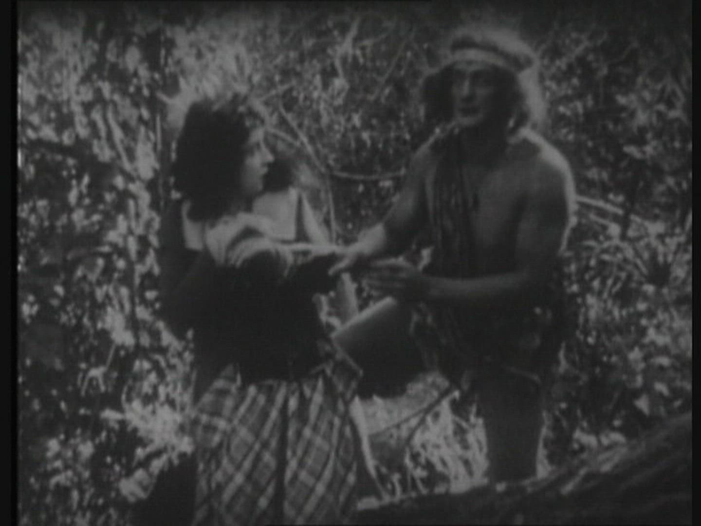 368327529 / Tarzan / Film / 1918