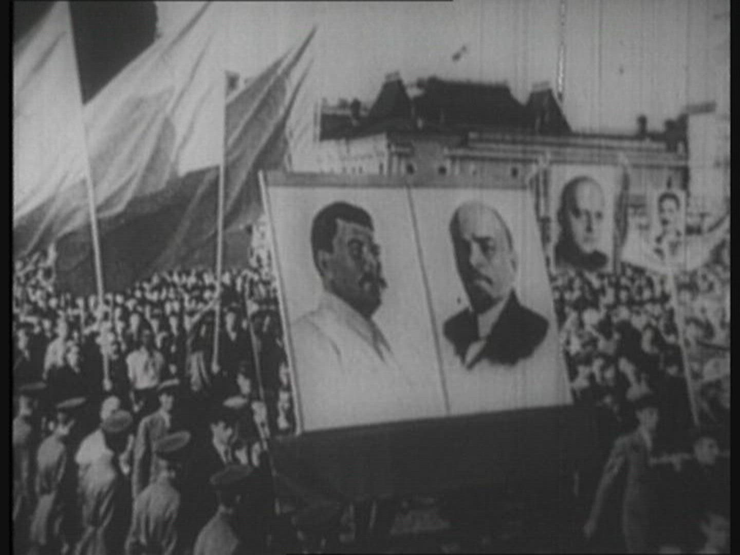 947819184 / Personality Cult / Communism / 1930-1949