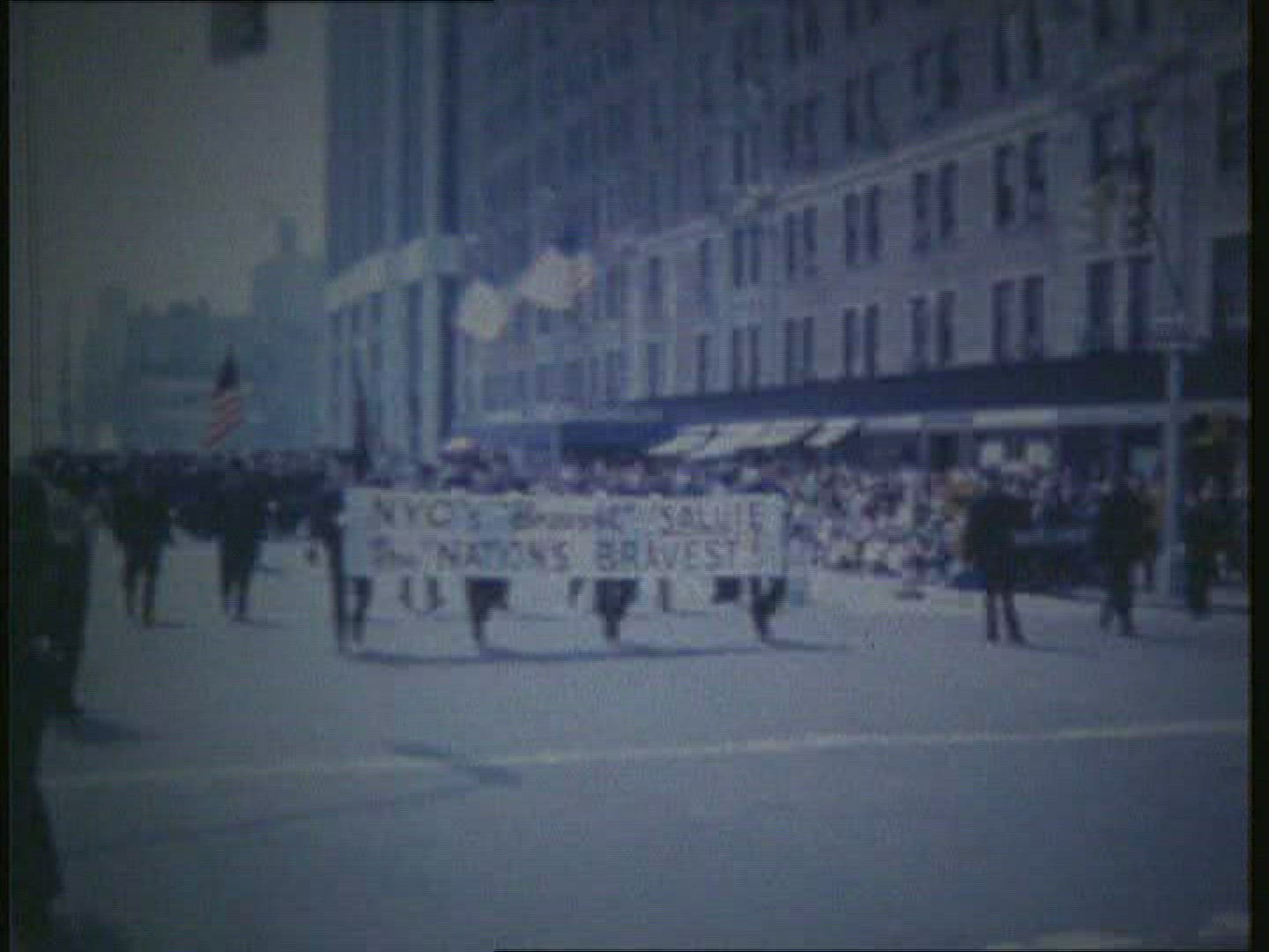 274820550 / Parade / New York City / USA / 1973