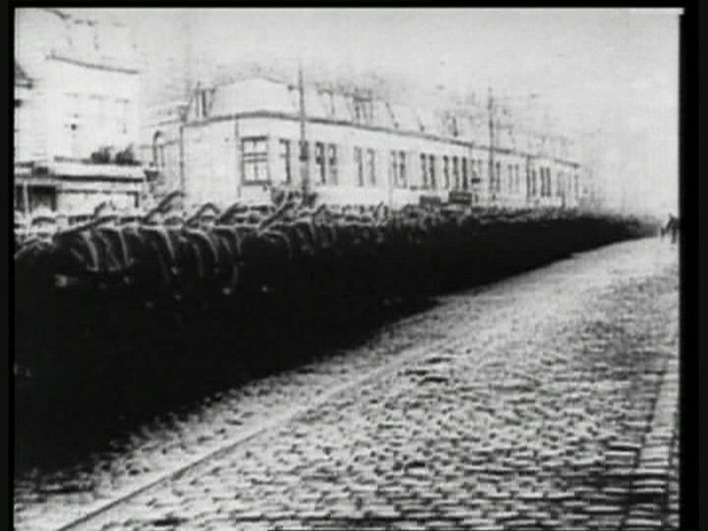 226818351 / Adolf Hitler / 1880-1945