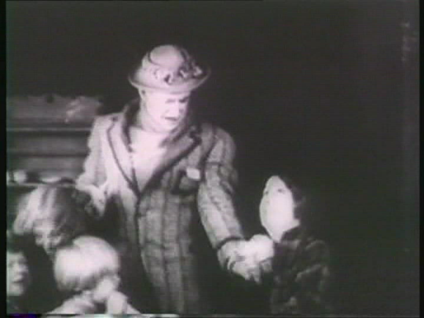237552517 / Silent Film / Clip / USA / 1910-1919