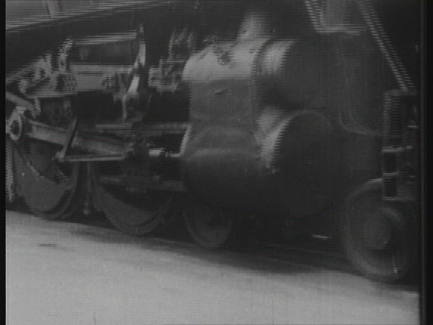 369998251 / Prison Train / Clip / USA / 1938