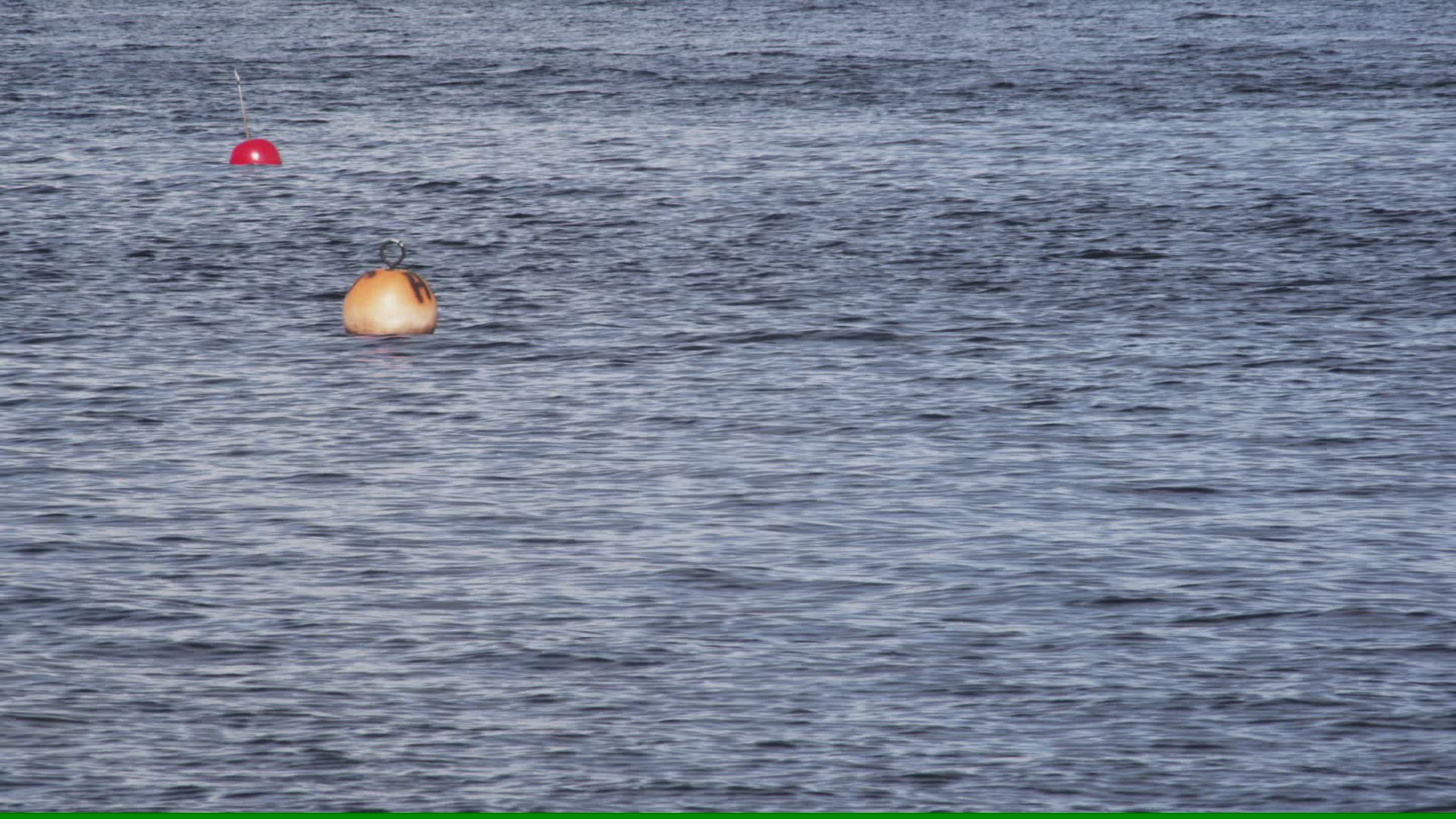 101790233 / Rippled / Lake Mjosa / Norway